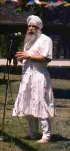 festival4.jpg (61473 bytes)
