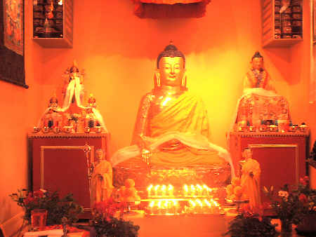 puja2.jpg (23437 bytes)