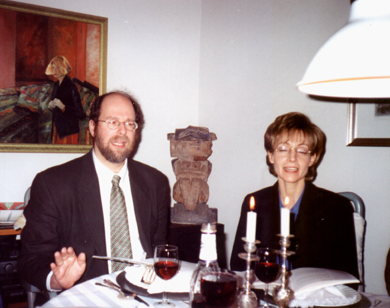 seder2.jpg (258713 bytes)